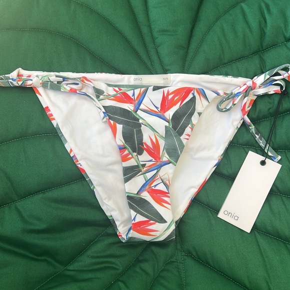 NWT Onia Kate string tie bikini bottom. Print is a tropical bird of paradise. XS